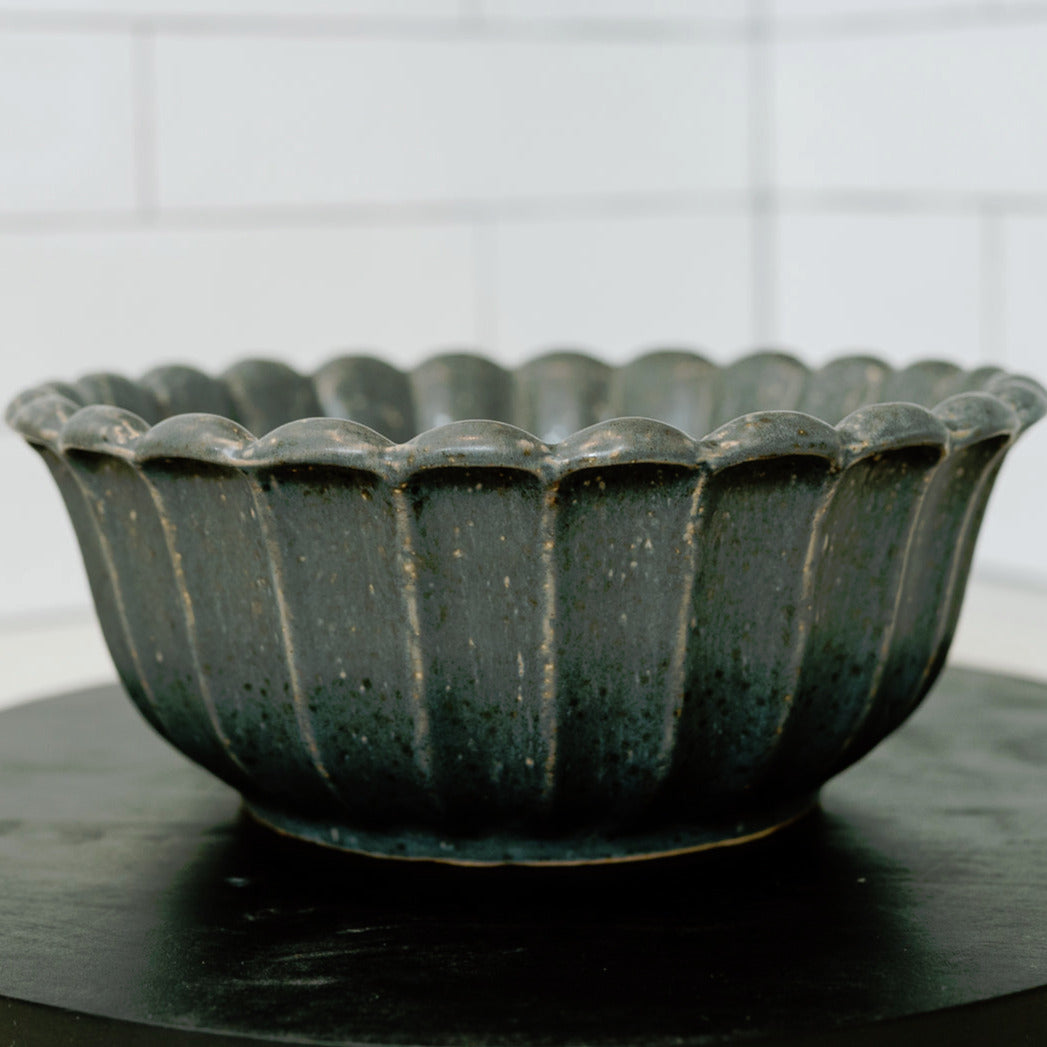 Black Stoneware Flower Bowl