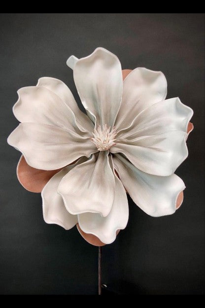White/Brown Foam Flower