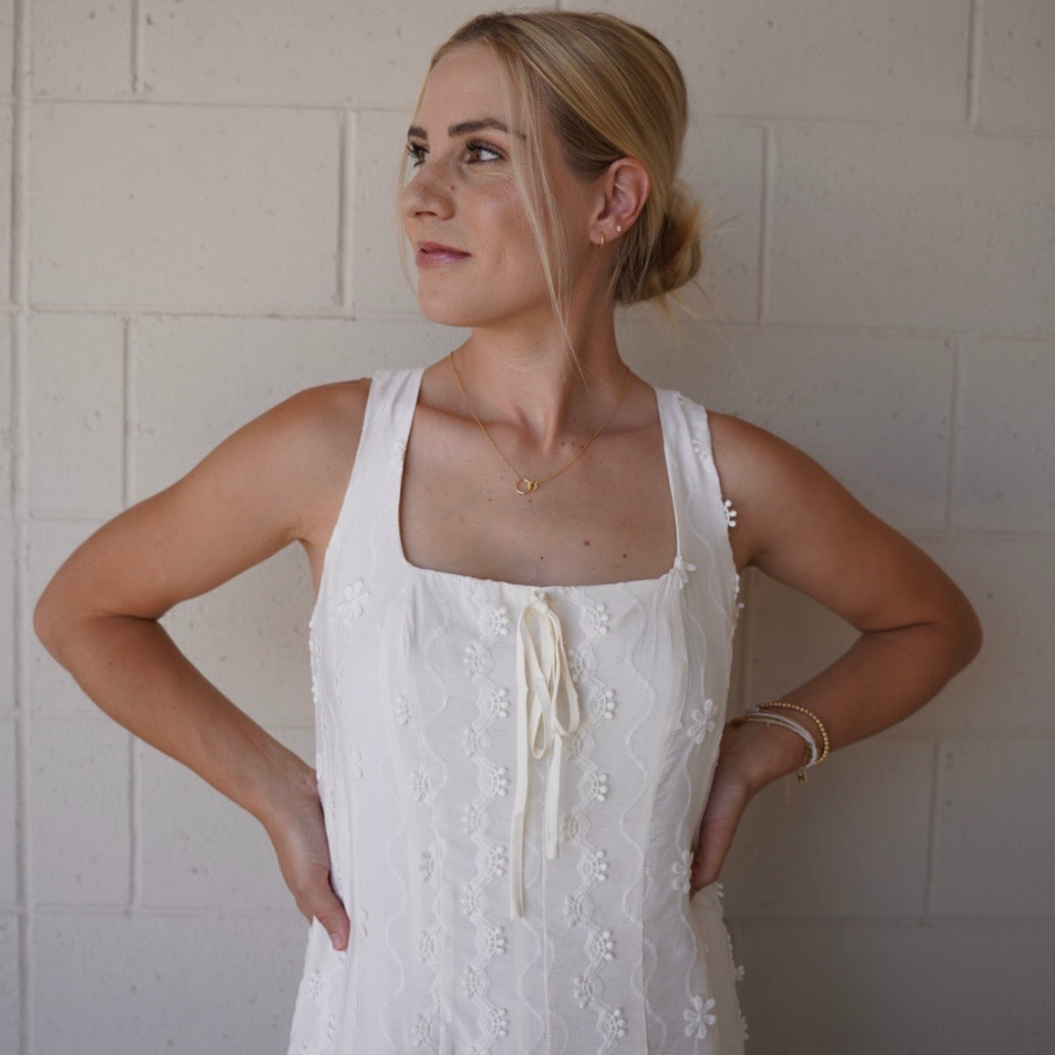 Embroidered White Sleeveless Dress