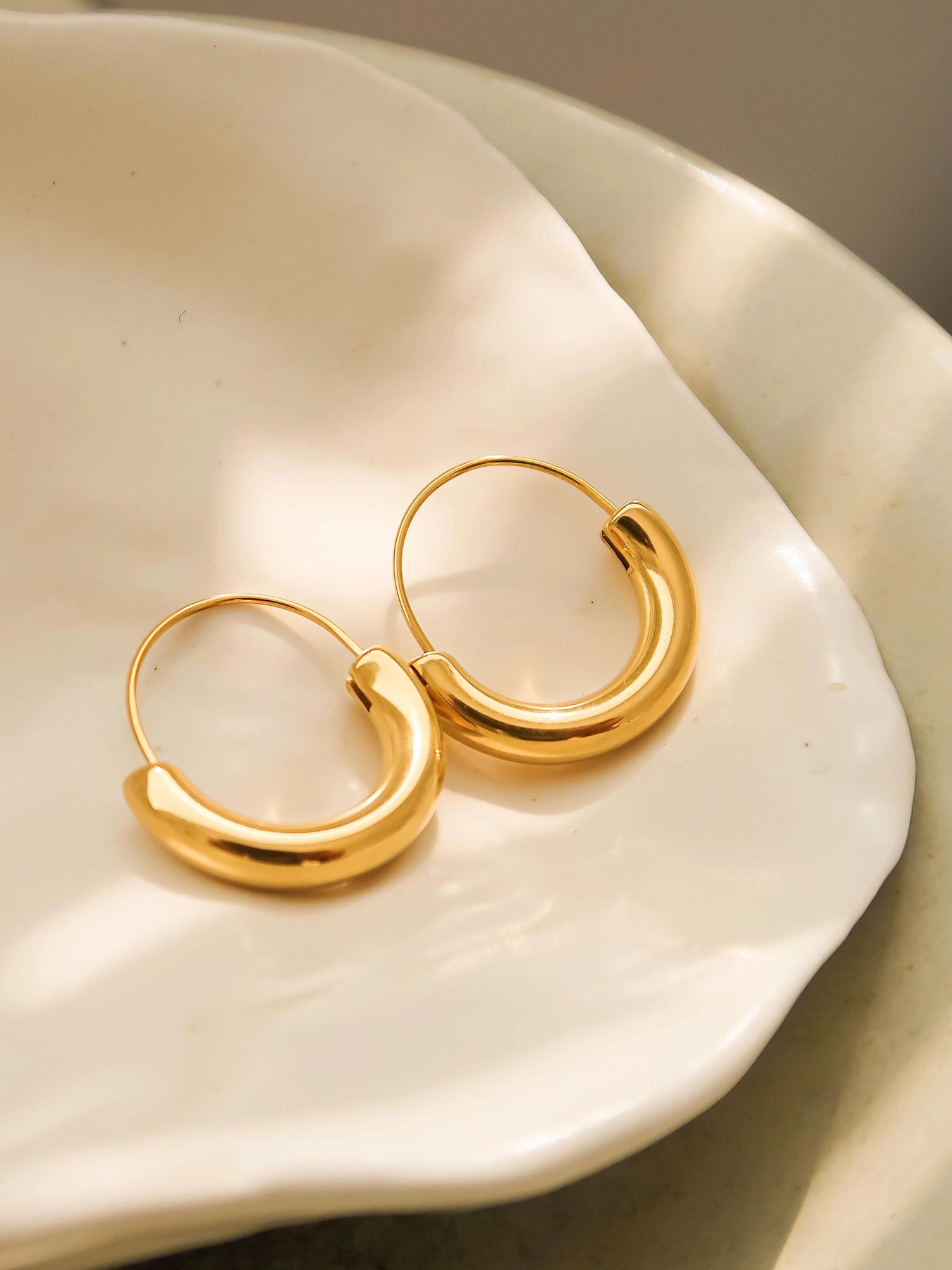 Mackenzie U- Shape Hoop Earrings