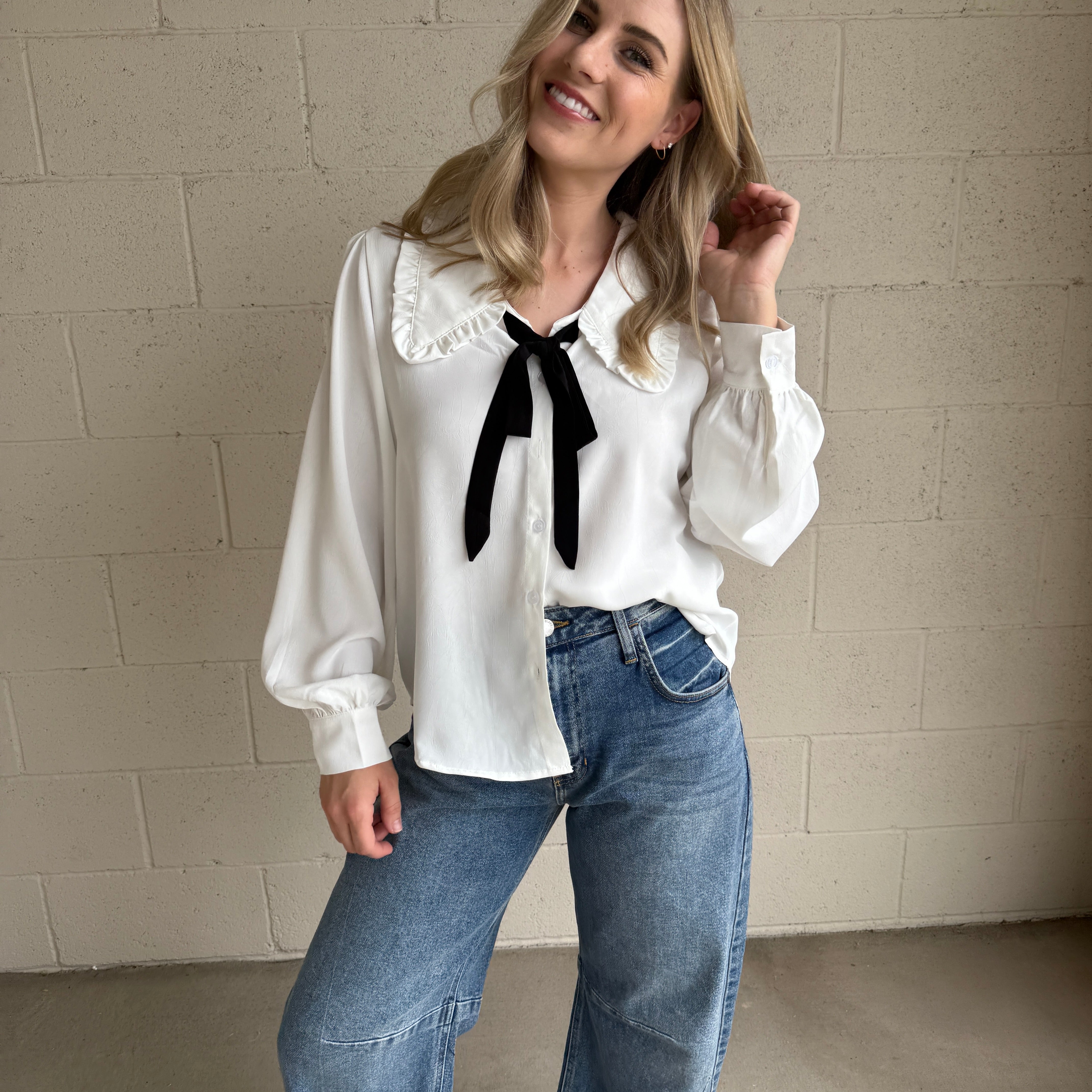 Peter Pan Contrast Blouse