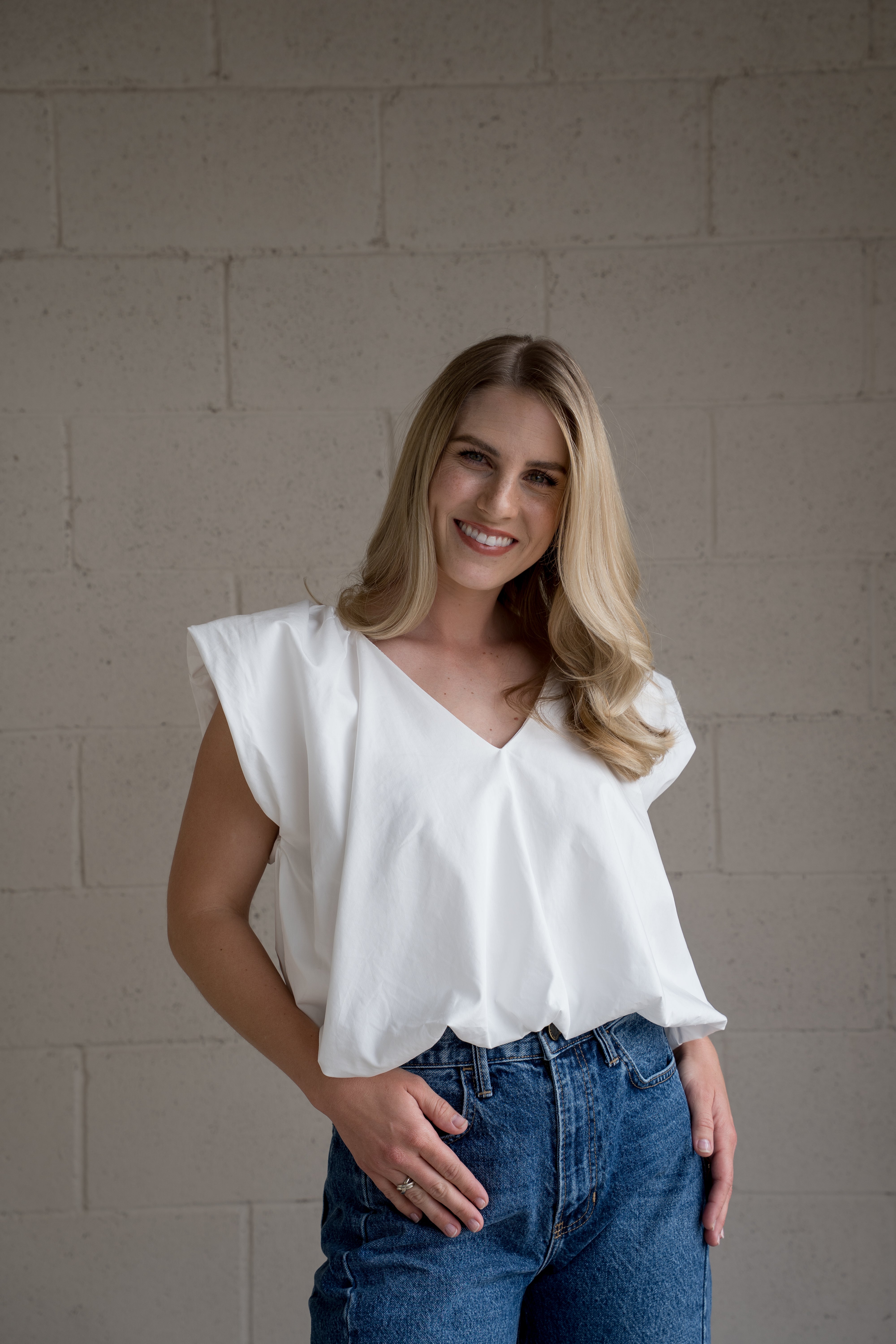 White Cap Sleeve Bubble Hem Top