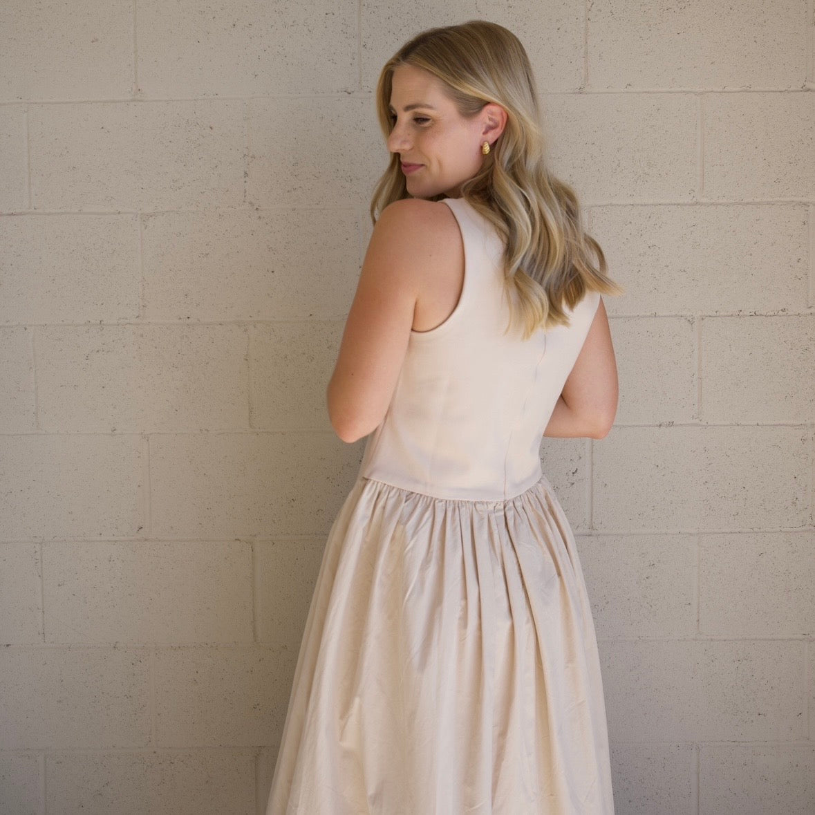 Asymmetrical Waist Sleeveless Maxi Dress