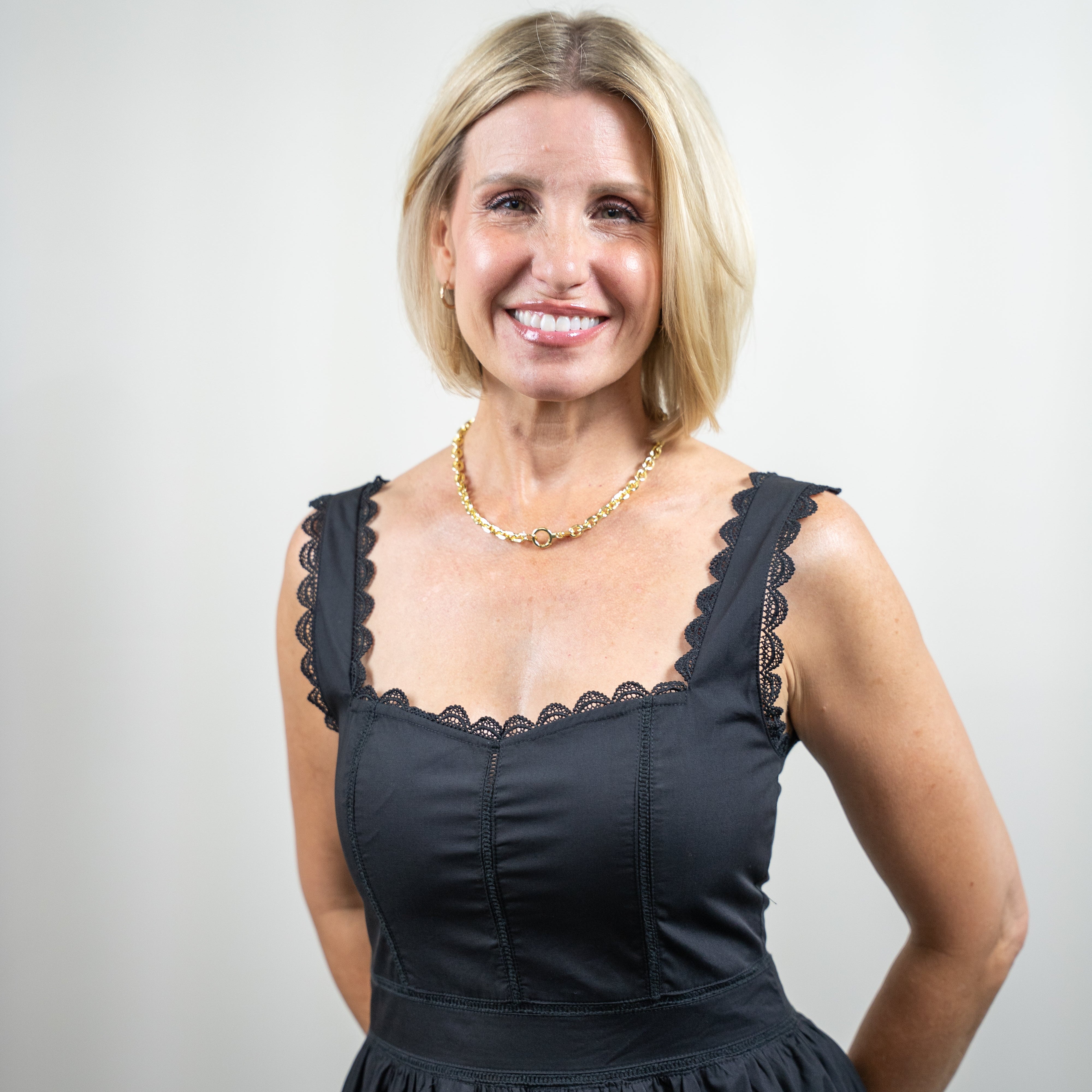 Sleeveless Lace Trim Detail Midi Dress