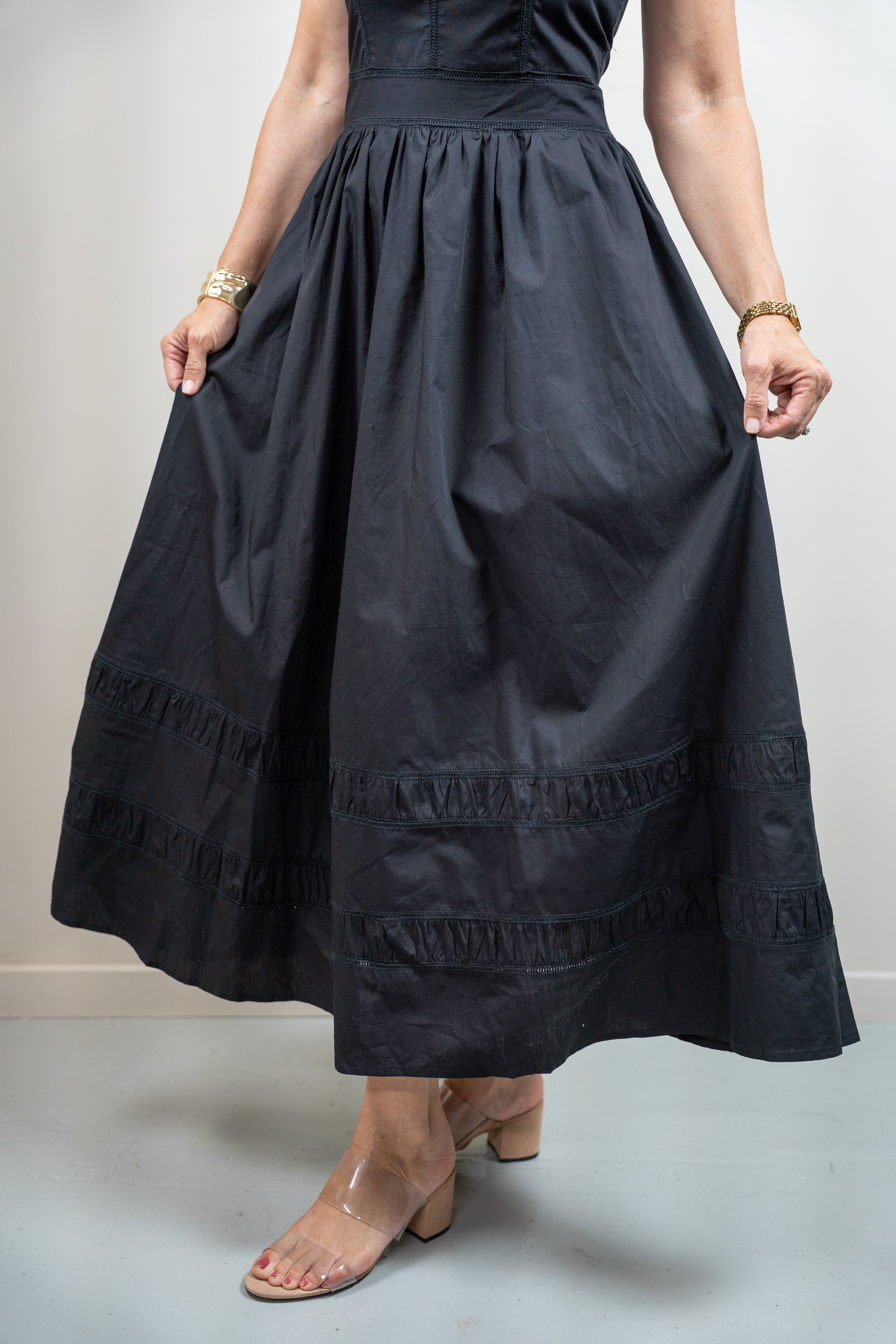 Sleeveless Lace Trim Detail Midi Dress