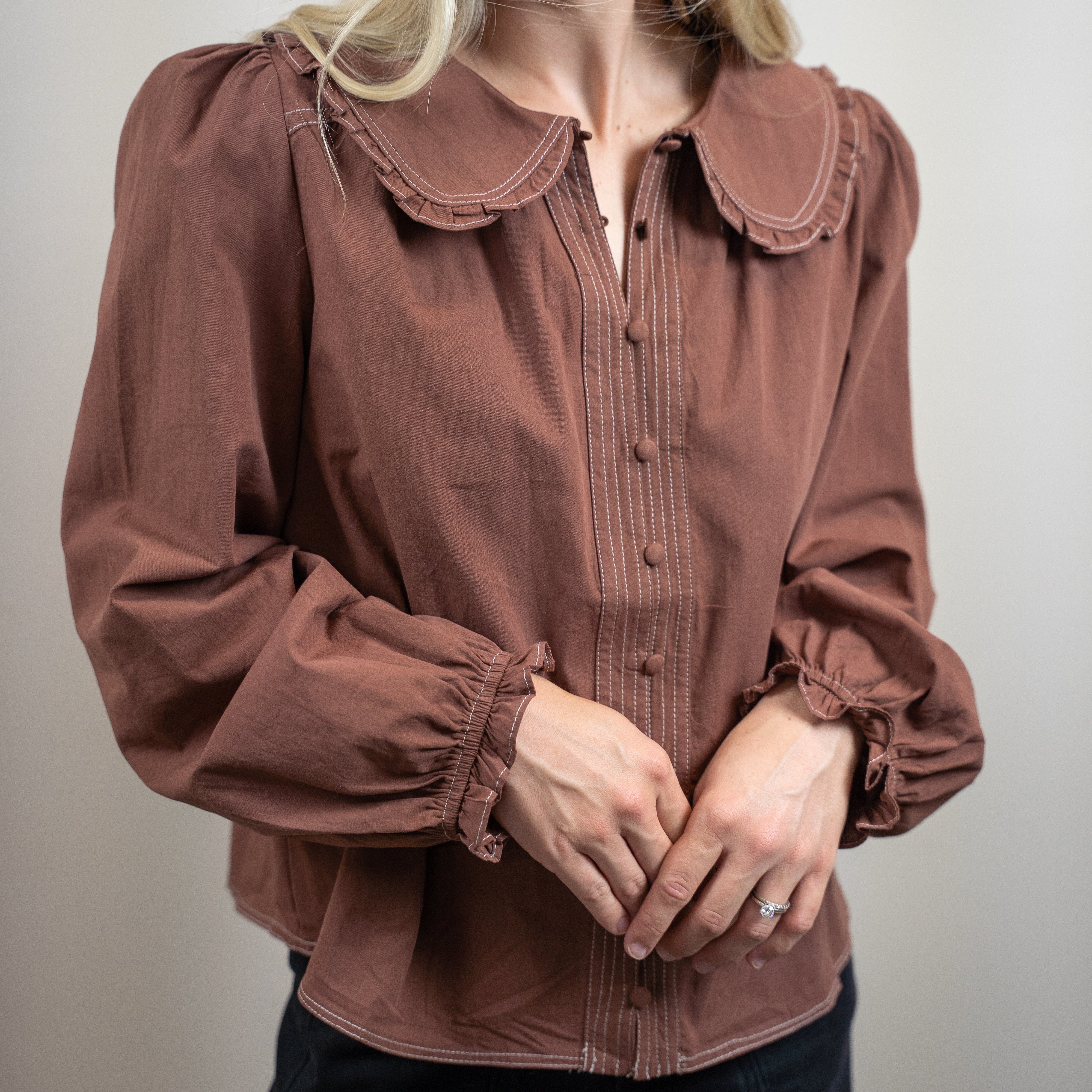 Contrast Stitch Ruffle Collar Cotton Blouse