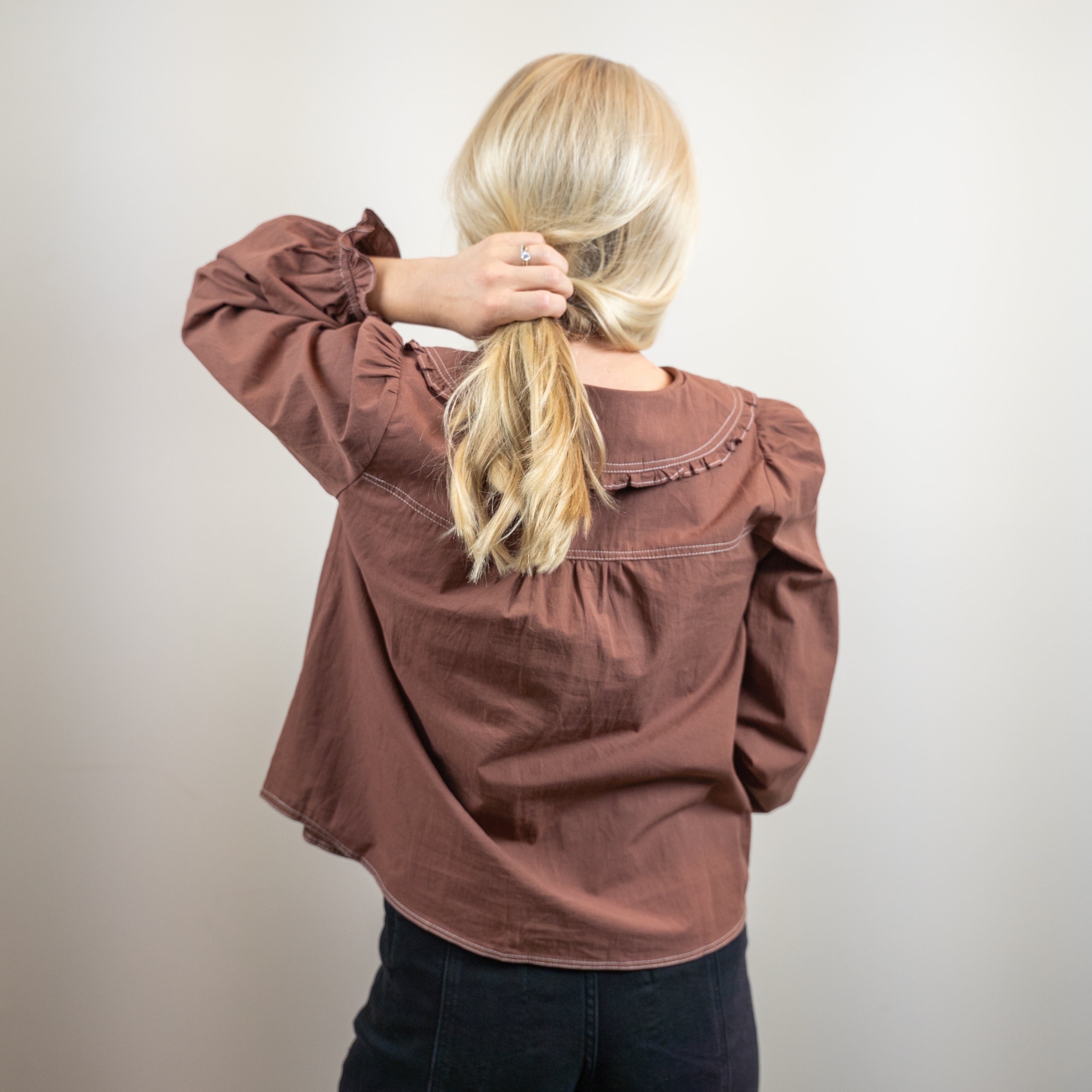 Contrast Stitch Ruffle Collar Cotton Blouse