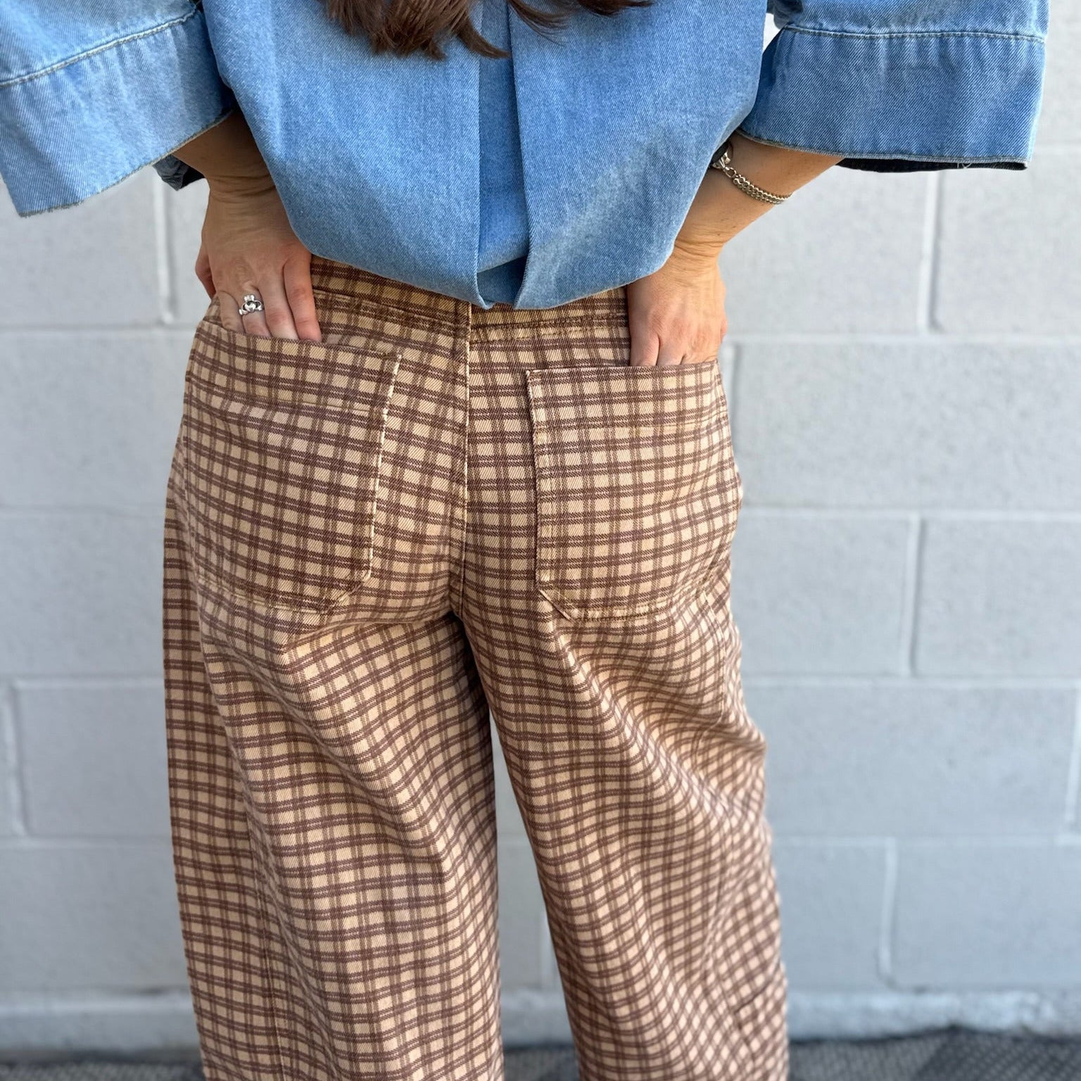 Tan Checker Pattern Barrel Pants