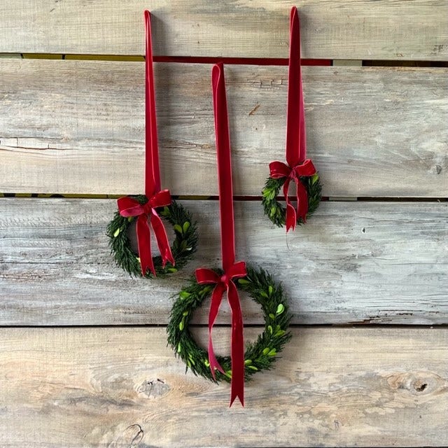 Wreath Ribbon Ornament