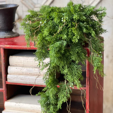 34" Dripping Cedar Hanging