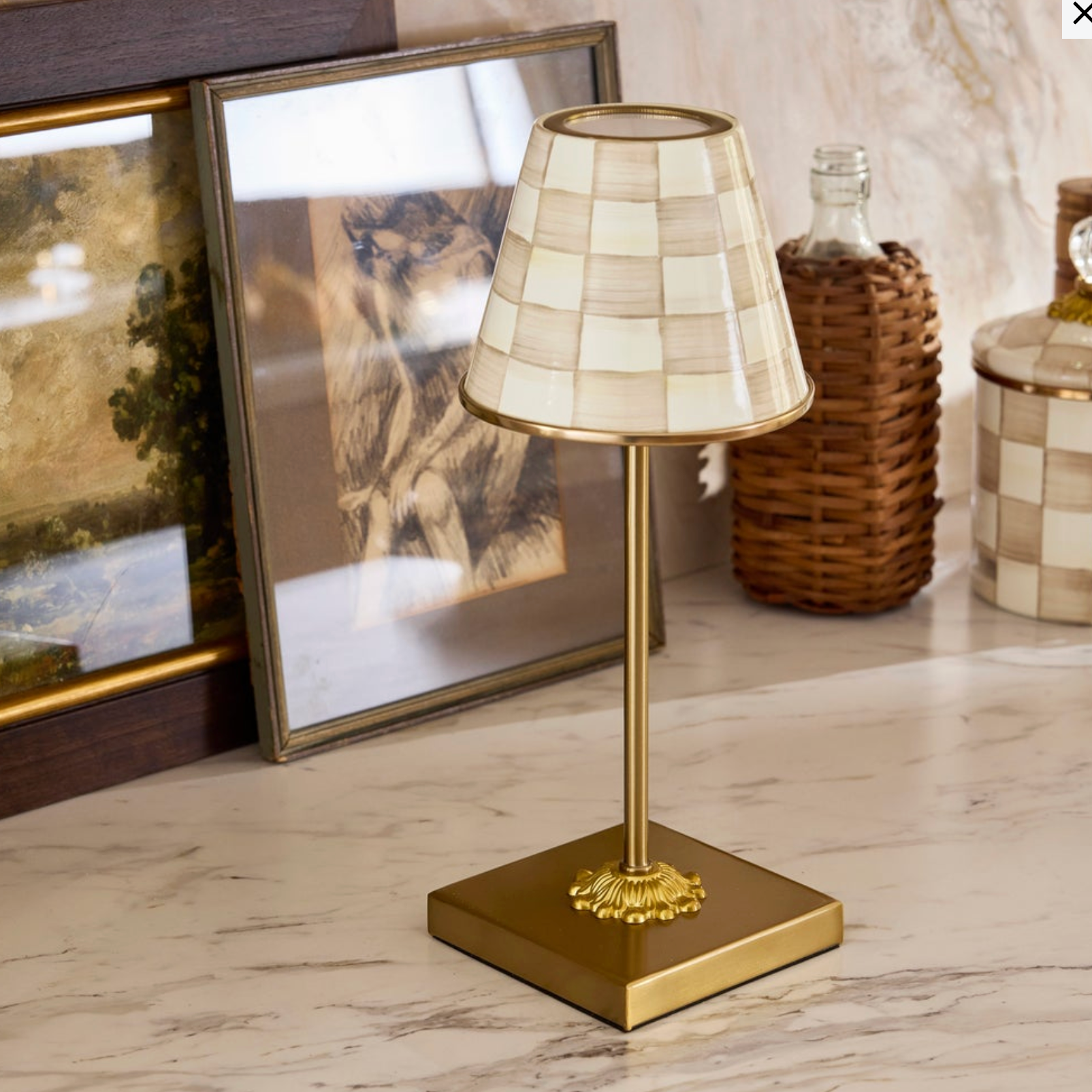 Mocha Check LED Rechargeable Cafe Lamp