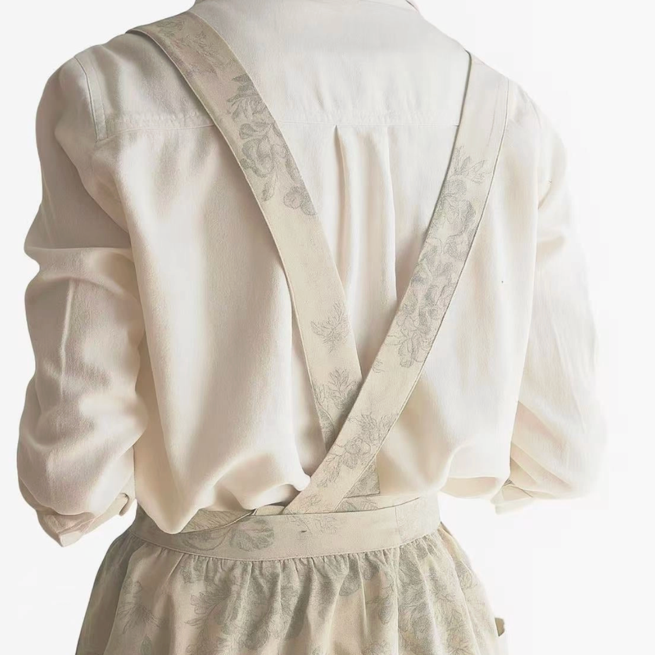 Light Grey Vintage Floral Apron