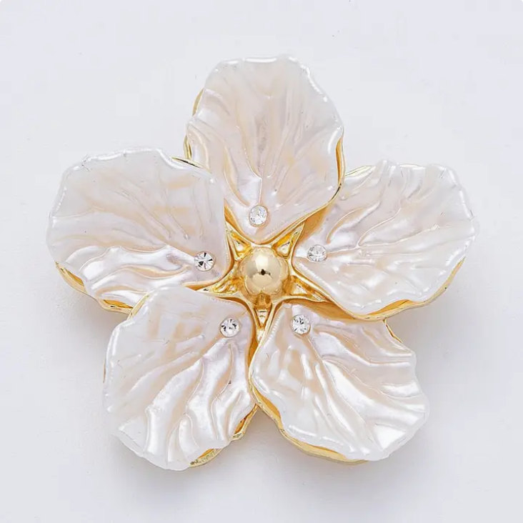 Blooming Shell Pearl Flower Pin Brooch