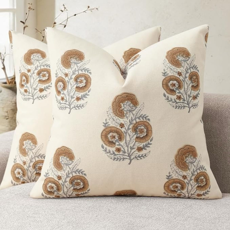 18” Vintage Floral Pillow