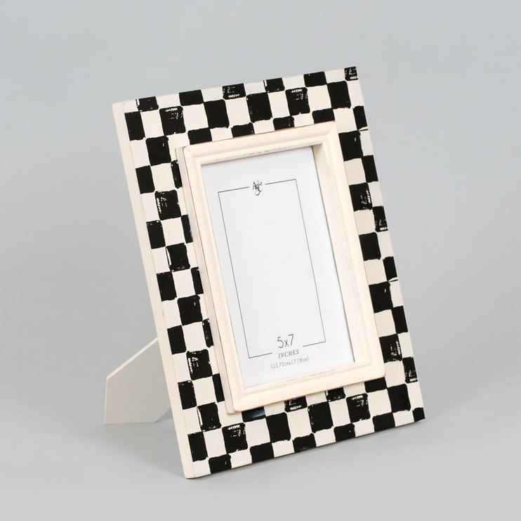 Black and White Checkered Photo Frame