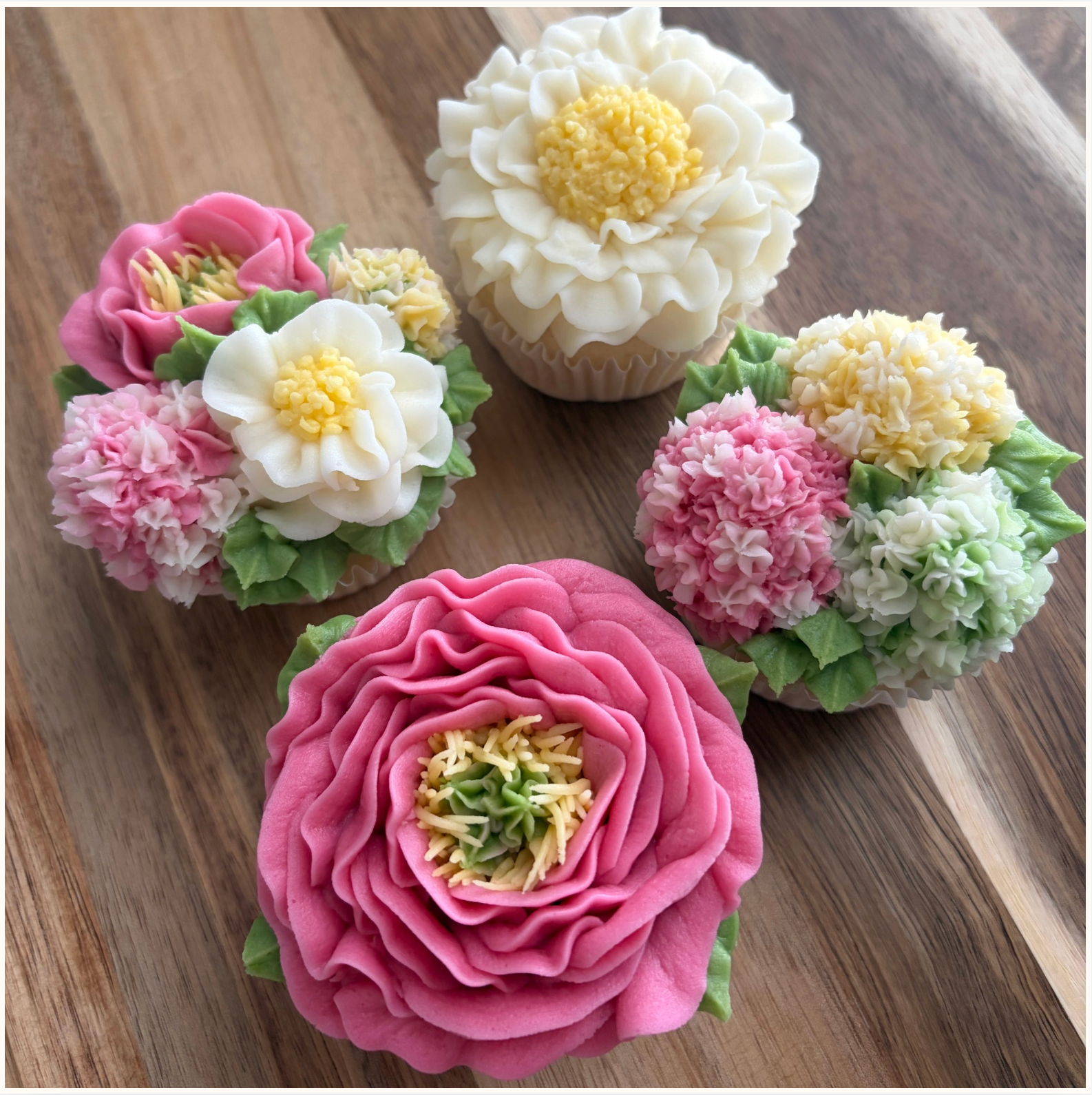 Floral Cupcake Decorating Workshop - March 7