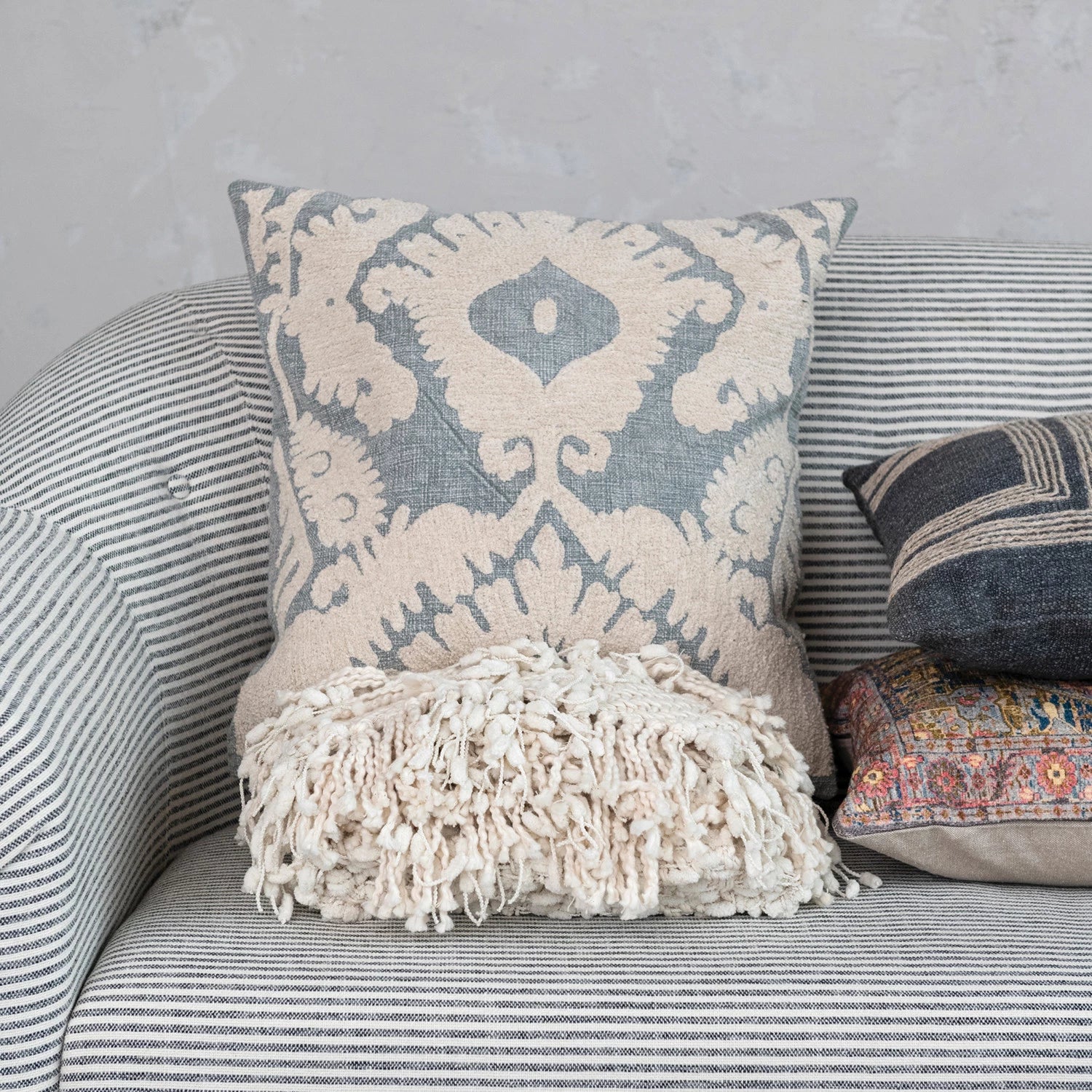Blue & Cream Damask Tufted Pillow